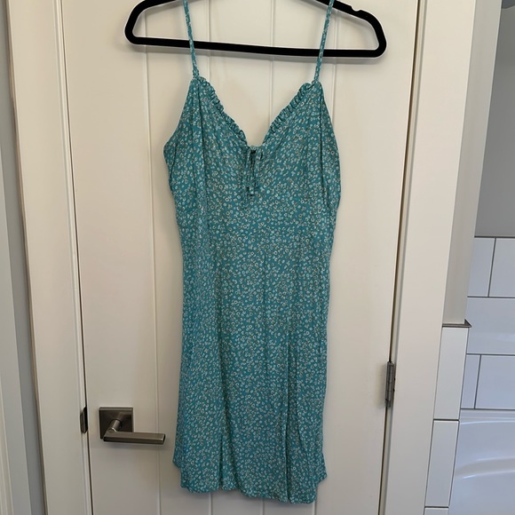 Perfect summer dress - Picture 1 of 4